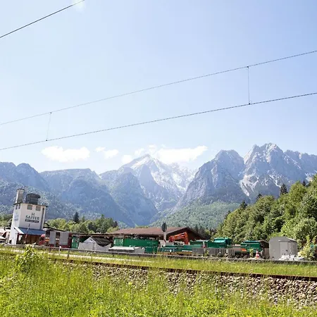 Holiday home Loisach Haeusl