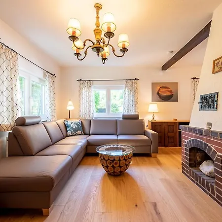 Loisach Haeusl Holiday home *